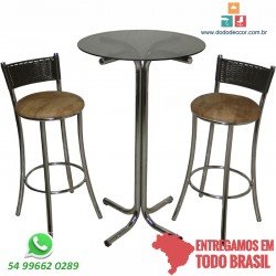 Conjunto bistrô e banquetas cromadas croco bége com junco sintético no encosto