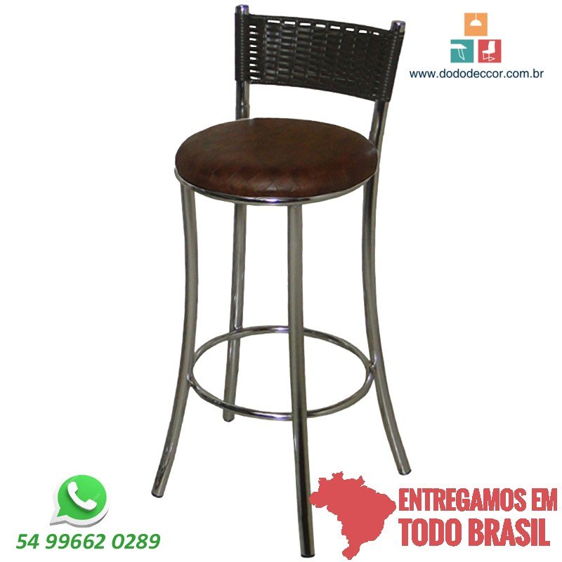 Fibra sintética no encosto tabaco corino xadrez no assento Fibra sintética no encosto tabaco corino xadrez no assento