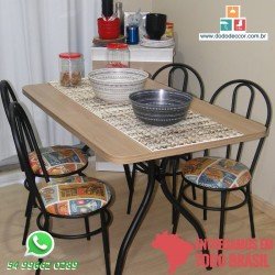 Conjunto Mesa e 4 Cadeiras...