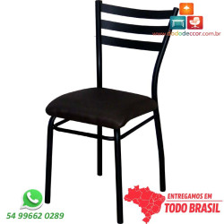 Cadeira reforça de restaurante com encosto e assento anatômico