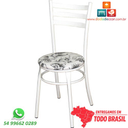 Cadeira reforçada para cozinha DO 424 assento reto floral fundo branco flores pretas