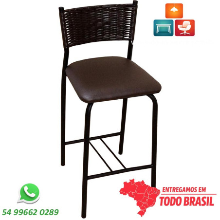 Banqueta gourmet com junco marrom tabaco e assento corino marrom
