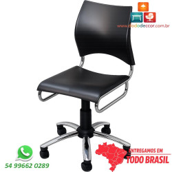 Cadeira DO226.19.01 cromada com regulagem de altura e polipropileno preto